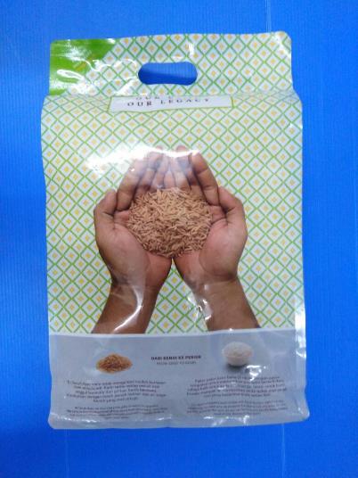 2kg Laminated 8 Side Seal Bag with Punch Hole Handle .jpg