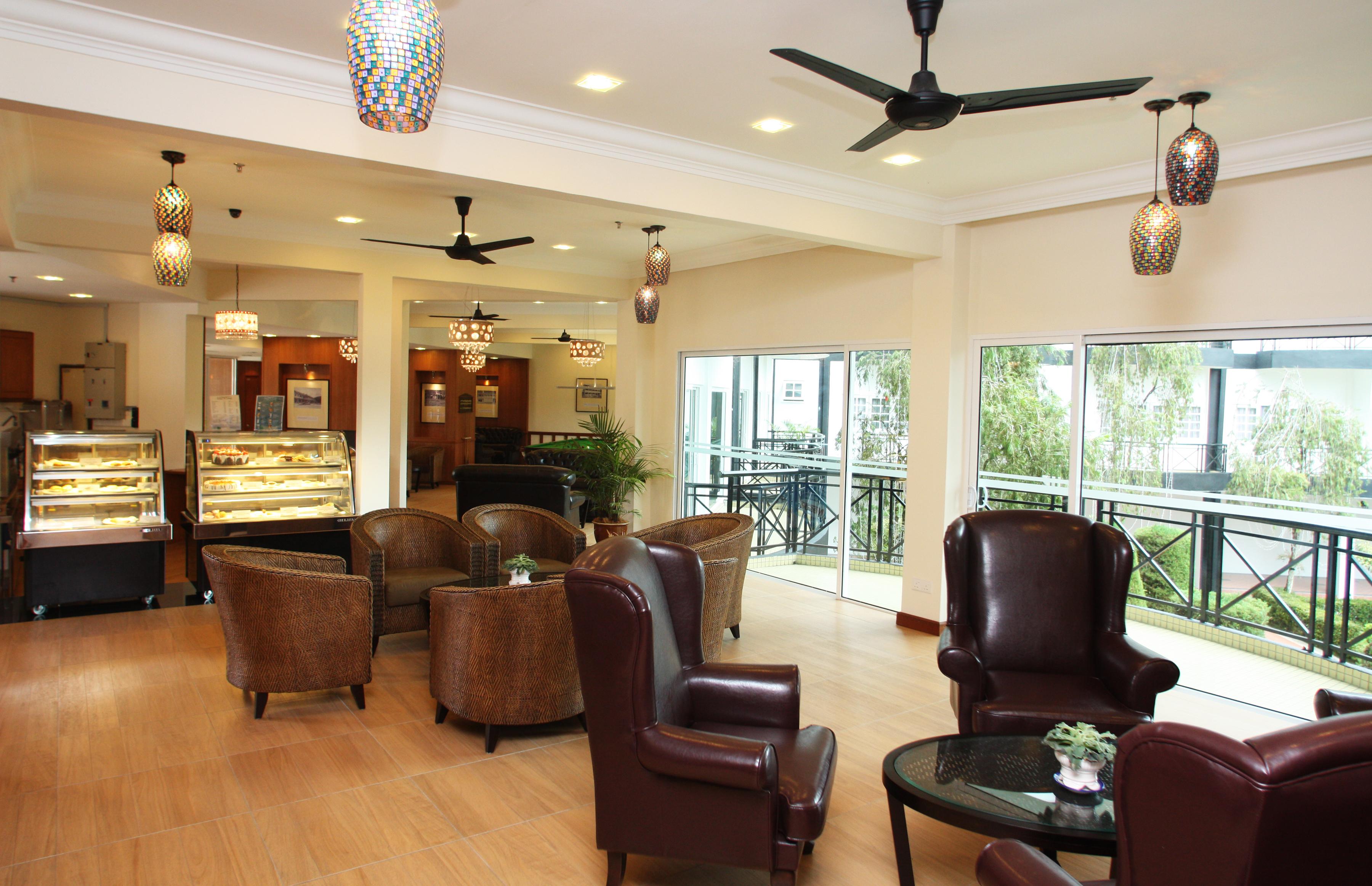 vintage tea lounge